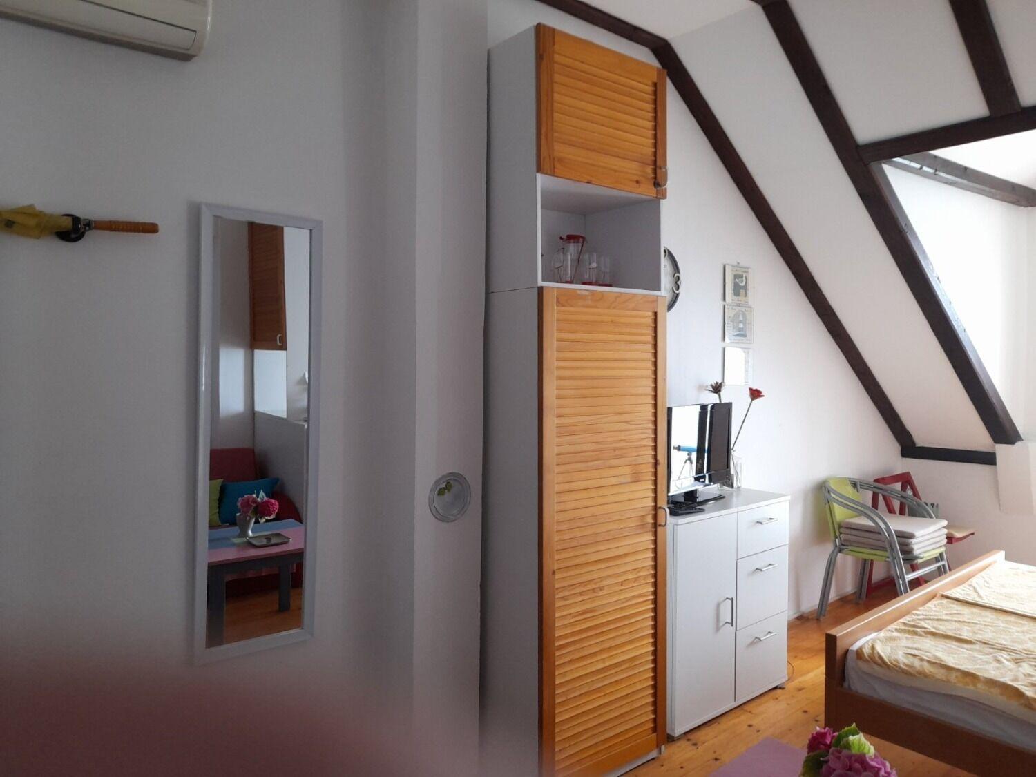 Apartment Danka - Affordable And At The Beach Brist Ngoại thất bức ảnh